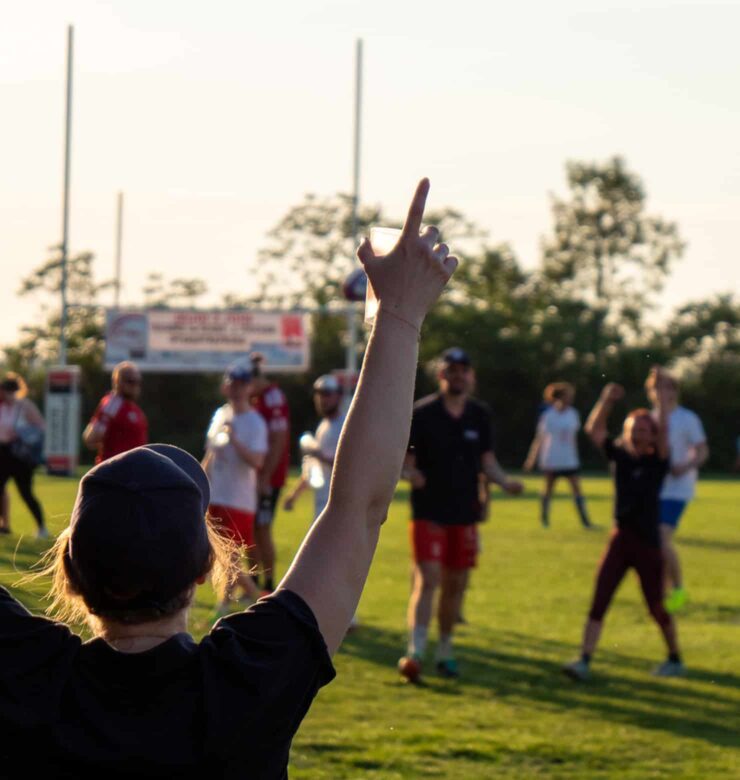 Foto van ons Ileo Niort team op het veld tijdens een rugbytoernooi